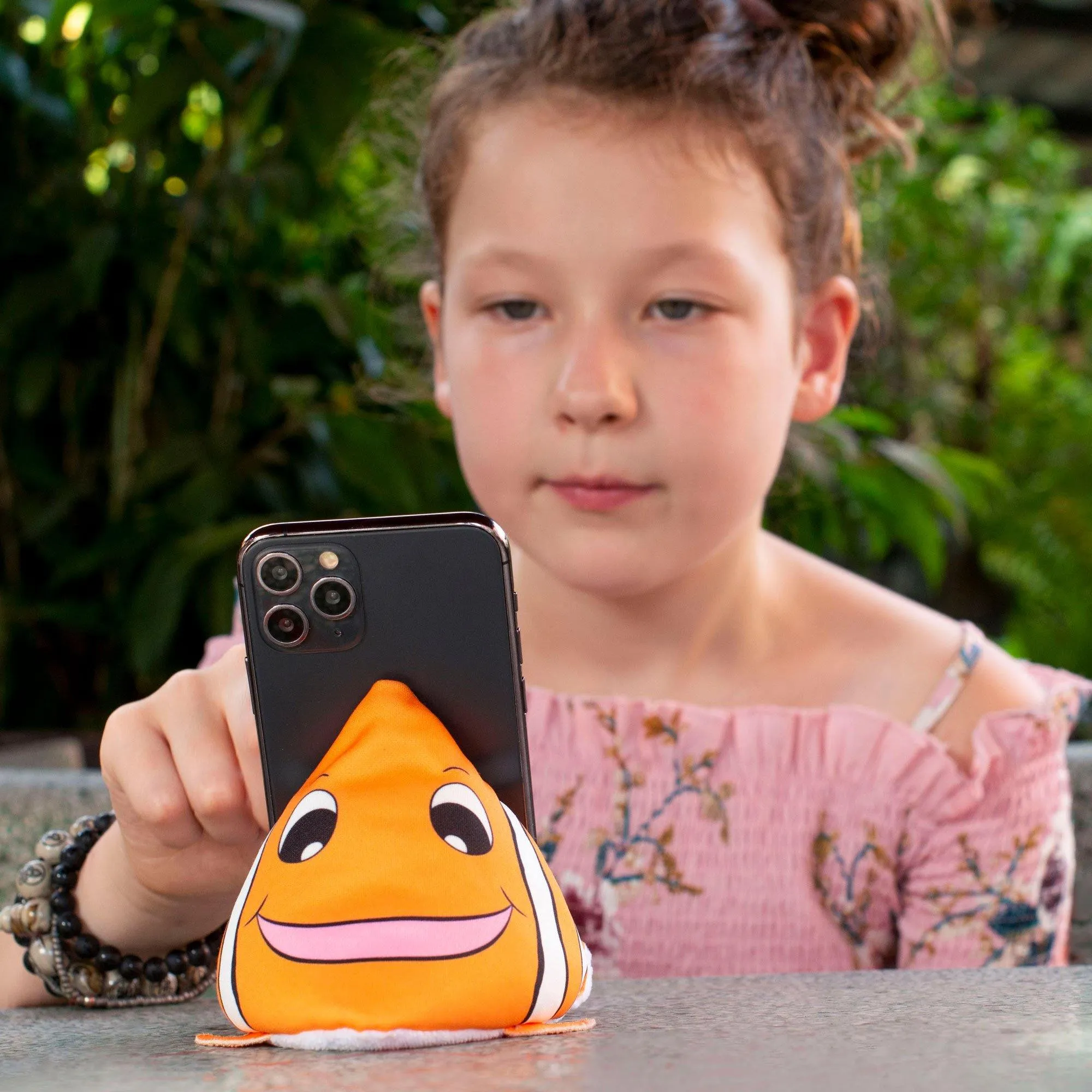 Plusheez Mobile Phone Holder (Clown Fish)