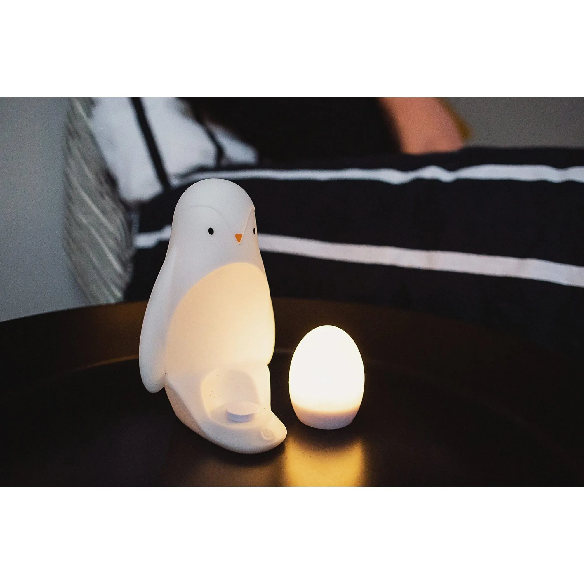 Tommee Tippee 2-in-1 Portable Penguin Night Light with UK Plug – Soothing Glow for Nursery & Travel