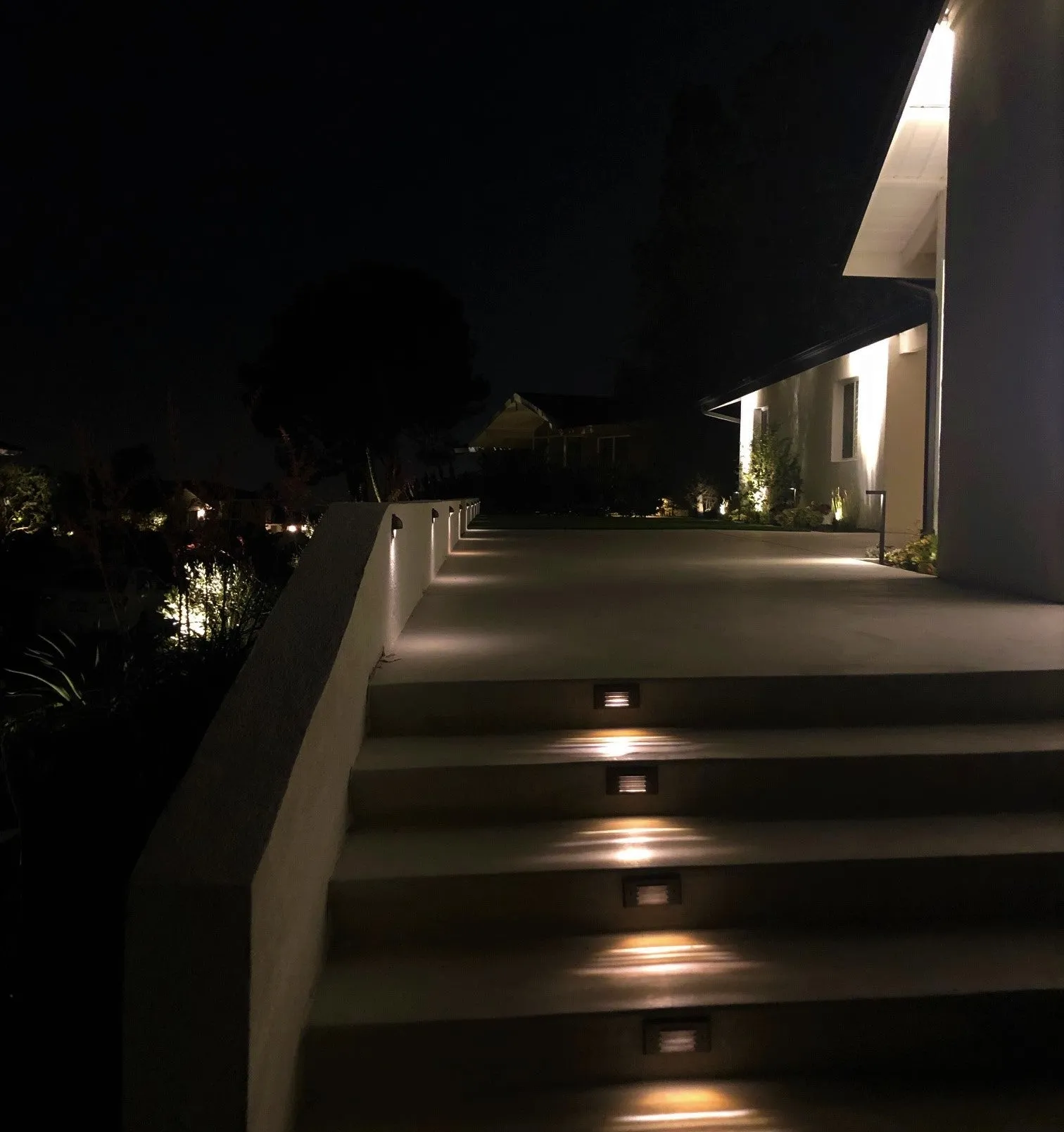 Valet Petite LED Brass Step Light Natural Bronze